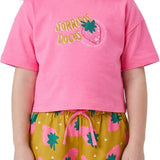 Conjunto infantil blusa malha rosa e shorts moletinho amarelo estampado morangos