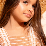 Vestido manga babado listrado bege