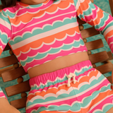 Conj. praia blusa cropped manga longa + calcinha biquini ondas coloridas