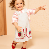 Jardineira linho moranguinhos + blusa manga curta listrada vermelha