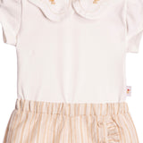 Conjunto bebê body cotton off-white gola bordada e shorts tecido listrado fio tinto bege lurex dourado