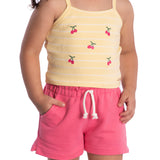 Conjunto infantil regata malha canelada amarela bordada e shorts moletinho rosa