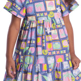 Vestido infantil tricoline roxo estampa selos tropicais