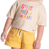Conjunto infantil blusa cotton listrada amarela e shorts moletinho amarelo