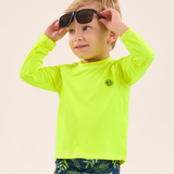 Camiseta praia manga longa proteção UV neon amarelo