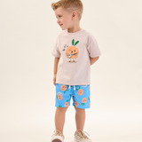 Conj. camiseta manga curta bege + bermuda estampada