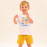 Conj. camiseta manga curta off white + bermuda saruel amarela