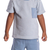 Conjunto infantil camiseta listrada azul e bermuda malha tricô azul