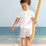 Conjunto infantil camisa branca e bermuda listrado azul claro tecido linho