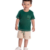 Conjunto infantil camiseta malha verde e bermuda moletinho gorgurinho bege
