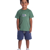 Conjunto infantil camiseta malha verde e bermuda moletinho azul