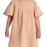 Vestido manga curta em tecido gaze bordado bege