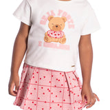 Conj. blusa manga curta ursinho + saia-shorts xadrez com pregas vermelha