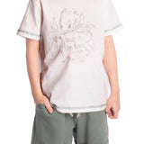 Conj. camiseta manga curta off white + bermuda moletinho texturizado verde
